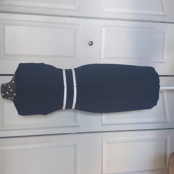 Evan-Picone Sleeveless Dress. New With Tags - Picture 3 of 5